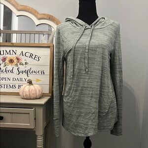 Women's Green Hooded Top Stitch Fix